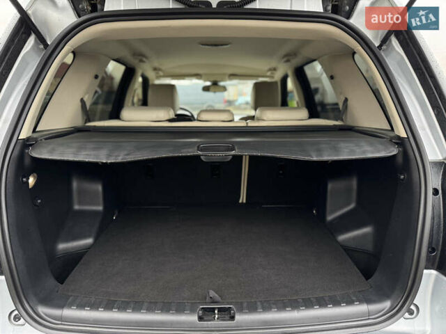 Серый Ленд Ровер Фрилендер, объемом двигателя 2.2 л и пробегом 229 тыс. км за 9950 $, фото 7 на Automoto.ua