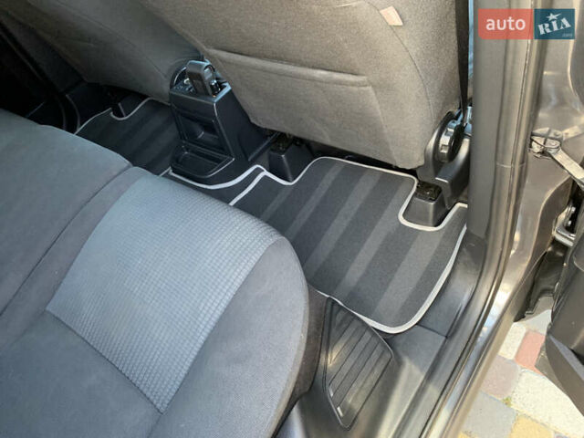 Сірий Ленд Ровер Freelander, об'ємом двигуна 2.2 л та пробігом 283 тис. км за 9250 $, фото 94 на Automoto.ua