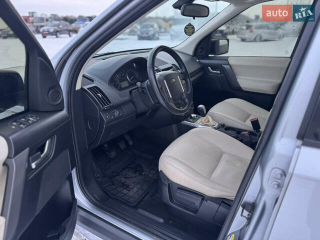 Серый Ленд Ровер Фрилендер, объемом двигателя 2.2 л и пробегом 229 тыс. км за 9450 $, фото 15 на Automoto.ua