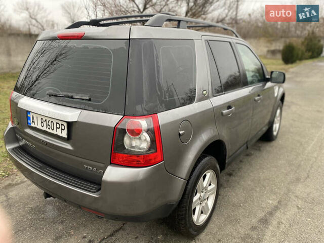 Сірий Ленд Ровер Freelander, об'ємом двигуна 2.18 л та пробігом 241 тис. км за 10300 $, фото 6 на Automoto.ua