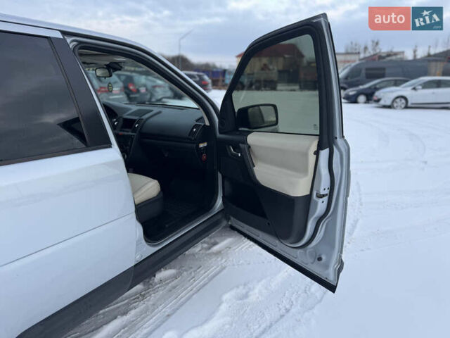Серый Ленд Ровер Фрилендер, объемом двигателя 2.2 л и пробегом 229 тыс. км за 9450 $, фото 24 на Automoto.ua