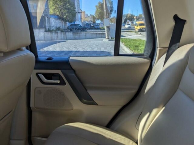 Сірий Ленд Ровер Freelander, об'ємом двигуна 2.18 л та пробігом 290 тис. км за 8908 $, фото 4 на Automoto.ua