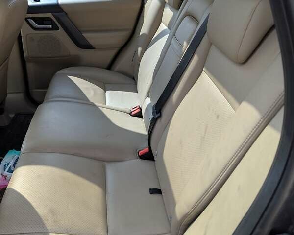 Сірий Ленд Ровер Freelander, об'ємом двигуна 2.18 л та пробігом 290 тис. км за 10200 $, фото 4 на Automoto.ua