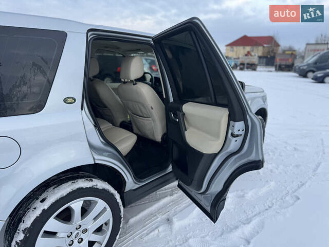 Серый Ленд Ровер Фрилендер, объемом двигателя 2.2 л и пробегом 229 тыс. км за 9450 $, фото 20 на Automoto.ua
