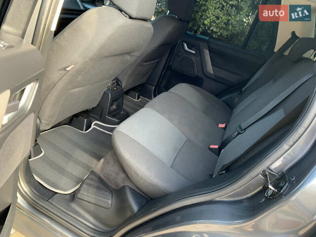 Сірий Ленд Ровер Freelander, об'ємом двигуна 2.2 л та пробігом 283 тис. км за 9250 $, фото 99 на Automoto.ua