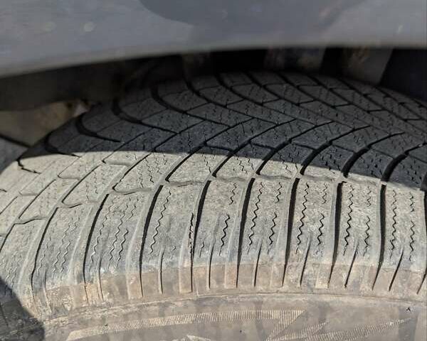 Сірий Ленд Ровер Freelander, об'ємом двигуна 2.18 л та пробігом 290 тис. км за 10200 $, фото 17 на Automoto.ua