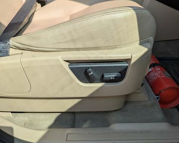 Сірий Ленд Ровер Freelander, об'ємом двигуна 2.18 л та пробігом 290 тис. км за 10200 $, фото 15 на Automoto.ua