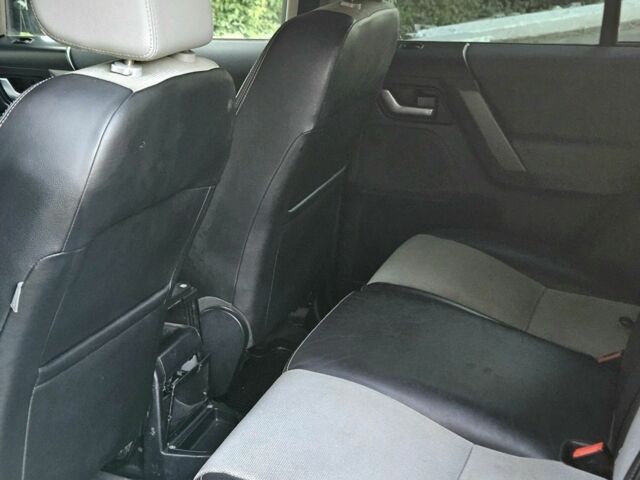 Сірий Ленд Ровер Freelander, об'ємом двигуна 2.2 л та пробігом 260 тис. км за 4991 $, фото 13 на Automoto.ua