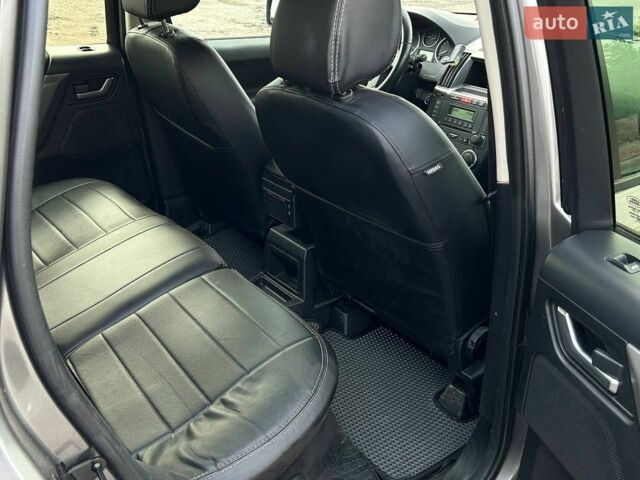 Сірий Ленд Ровер Freelander, об'ємом двигуна 2.18 л та пробігом 340 тис. км за 8500 $, фото 7 на Automoto.ua