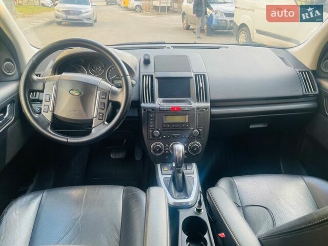 Серый Ленд Ровер Фрилендер, объемом двигателя 2.2 л и пробегом 200 тыс. км за 12500 $, фото 7 на Automoto.ua