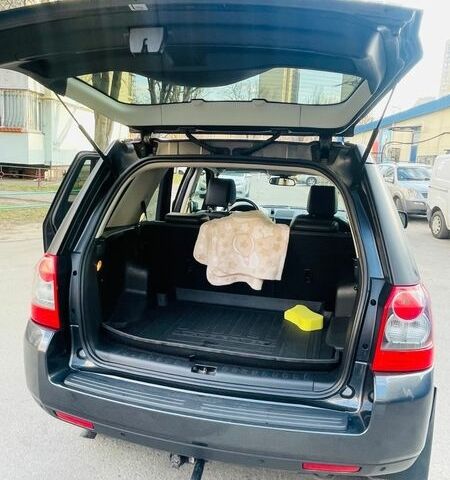 Серый Ленд Ровер Фрилендер, объемом двигателя 2.2 л и пробегом 200 тыс. км за 12500 $, фото 28 на Automoto.ua