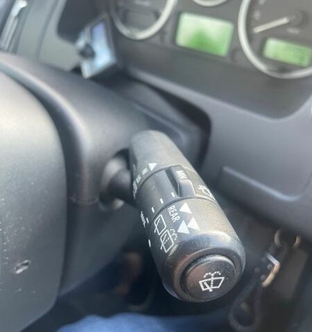 Серый Ленд Ровер Фрилендер, объемом двигателя 2.2 л и пробегом 200 тыс. км за 12500 $, фото 21 на Automoto.ua