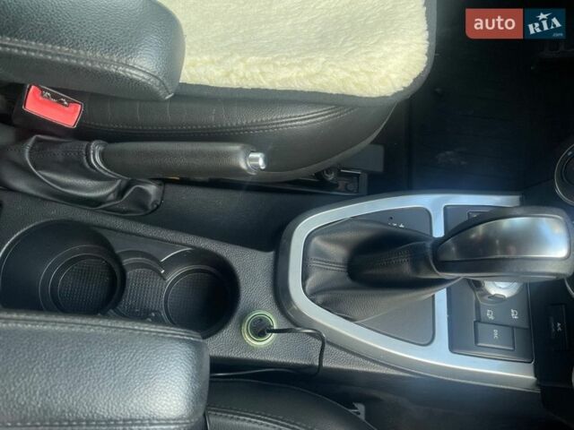 Серый Ленд Ровер Фрилендер, объемом двигателя 2.2 л и пробегом 200 тыс. км за 12500 $, фото 17 на Automoto.ua