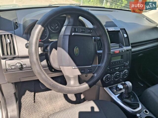 Сірий Ленд Ровер Freelander, об'ємом двигуна 2.18 л та пробігом 258 тис. км за 10500 $, фото 11 на Automoto.ua