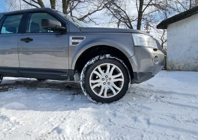 Серый Ленд Ровер Фрилендер, объемом двигателя 2.2 л и пробегом 277 тыс. км за 11900 $, фото 21 на Automoto.ua