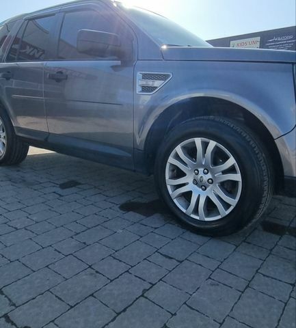 Сірий Ленд Ровер Freelander, об'ємом двигуна 2.2 л та пробігом 277 тис. км за 11900 $, фото 2 на Automoto.ua