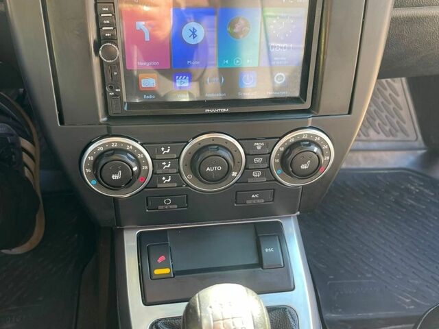 Сірий Ленд Ровер Freelander, об'ємом двигуна 2.18 л та пробігом 226 тис. км за 9600 $, фото 17 на Automoto.ua
