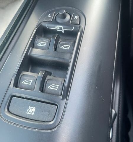 Серый Ленд Ровер Фрилендер, объемом двигателя 2.2 л и пробегом 200 тыс. км за 12500 $, фото 23 на Automoto.ua