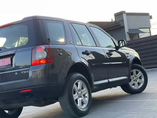 Сірий Ленд Ровер Freelander, об'ємом двигуна 2.2 л та пробігом 241 тис. км за 12250 $, фото 26 на Automoto.ua