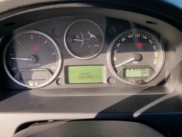 Сірий Ленд Ровер Freelander, об'ємом двигуна 2.2 л та пробігом 277 тис. км за 11800 $, фото 21 на Automoto.ua