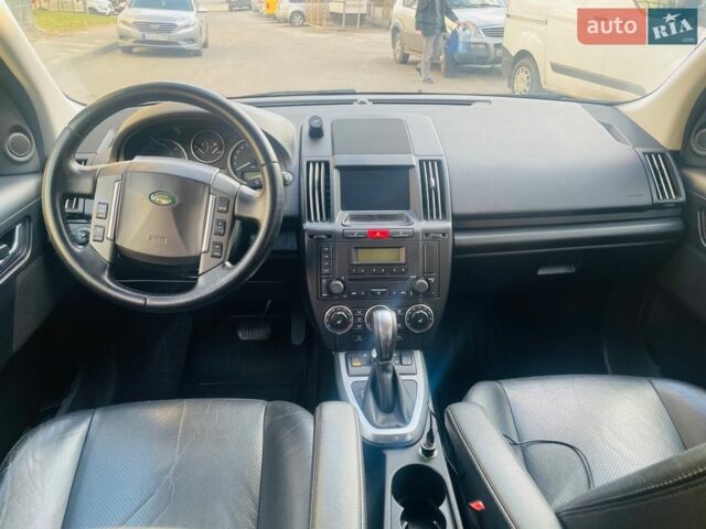 Сірий Ленд Ровер Freelander, об'ємом двигуна 2.2 л та пробігом 200 тис. км за 11000 $, фото 3 на Automoto.ua