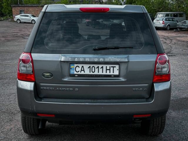 Сірий Ленд Ровер Freelander, об'ємом двигуна 2.2 л та пробігом 335 тис. км за 8600 $, фото 2 на Automoto.ua