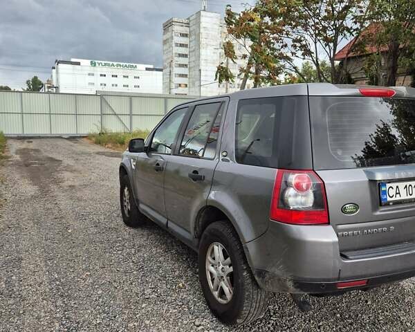 Сірий Ленд Ровер Freelander, об'ємом двигуна 2.2 л та пробігом 330 тис. км за 7900 $, фото 4 на Automoto.ua