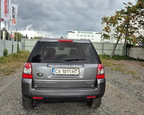 Сірий Ленд Ровер Freelander, об'ємом двигуна 2.2 л та пробігом 330 тис. км за 7900 $, фото 2 на Automoto.ua