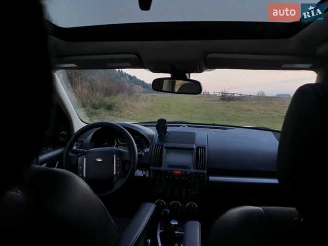 Сірий Ленд Ровер Freelander, об'ємом двигуна 2.18 л та пробігом 240 тис. км за 12500 $, фото 12 на Automoto.ua