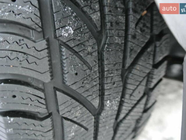 Серый Ленд Ровер Фрилендер, объемом двигателя 2.2 л и пробегом 149 тыс. км за 13500 $, фото 52 на Automoto.ua