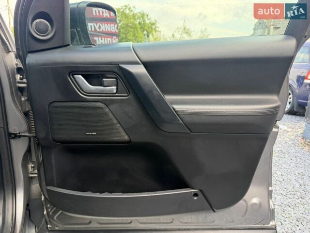 Сірий Ленд Ровер Freelander, об'ємом двигуна 2.18 л та пробігом 255 тис. км за 11000 $, фото 20 на Automoto.ua
