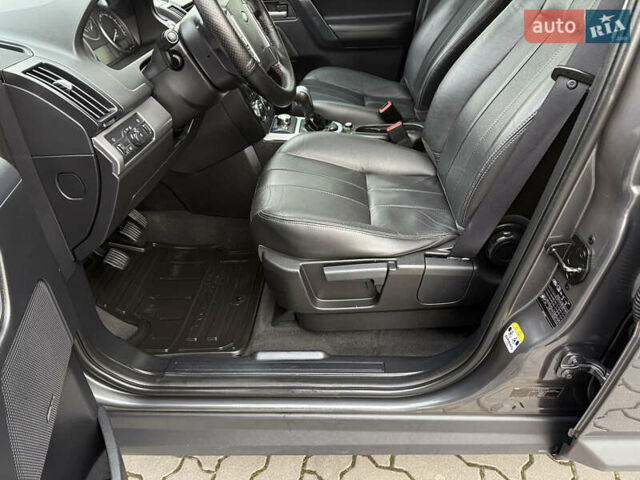 Сірий Ленд Ровер Freelander, об'ємом двигуна 2.18 л та пробігом 242 тис. км за 12450 $, фото 11 на Automoto.ua