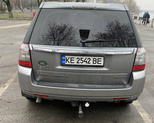 Сірий Ленд Ровер Freelander, об'ємом двигуна 2.18 л та пробігом 196 тис. км за 13500 $, фото 4 на Automoto.ua