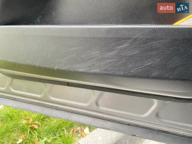 Серый Ленд Ровер Фрилендер, объемом двигателя 2.18 л и пробегом 143 тыс. км за 13700 $, фото 17 на Automoto.ua