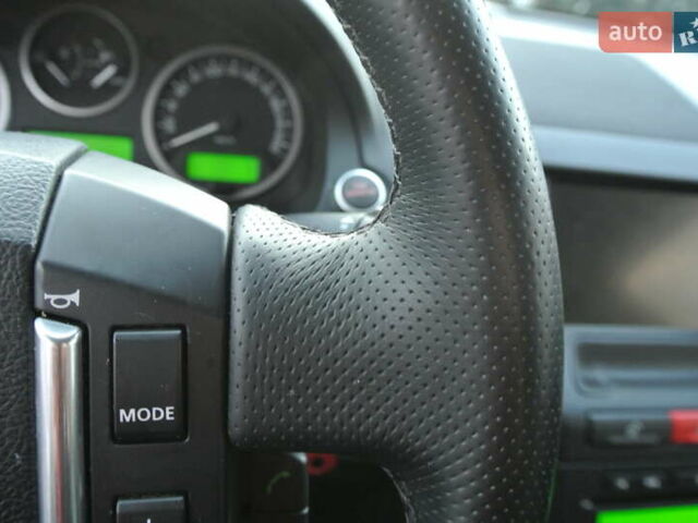 Серый Ленд Ровер Фрилендер, объемом двигателя 2.2 л и пробегом 149 тыс. км за 13500 $, фото 32 на Automoto.ua