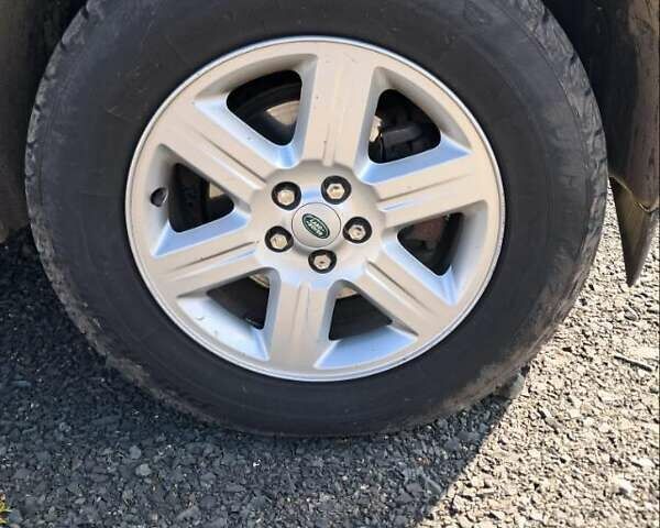 Серый Ленд Ровер Фрилендер, объемом двигателя 2.18 л и пробегом 266 тыс. км за 13200 $, фото 14 на Automoto.ua