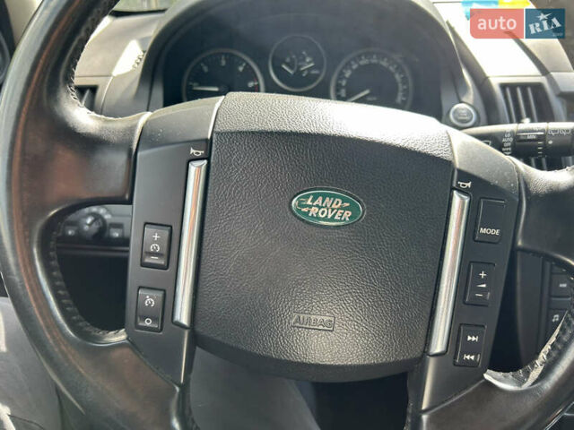 Сірий Ленд Ровер Freelander, об'ємом двигуна 2.18 л та пробігом 250 тис. км за 13300 $, фото 5 на Automoto.ua