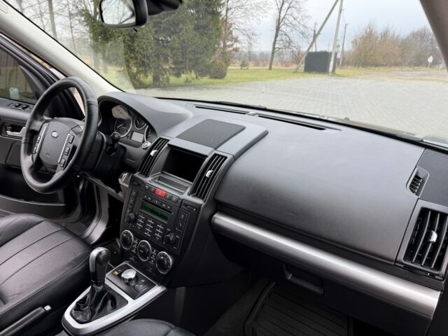 Серый Ленд Ровер Фрилендер, объемом двигателя 2.2 л и пробегом 242 тыс. км за 12450 $, фото 16 на Automoto.ua