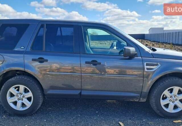 Серый Ленд Ровер Фрилендер, объемом двигателя 2.18 л и пробегом 266 тыс. км за 13200 $, фото 3 на Automoto.ua