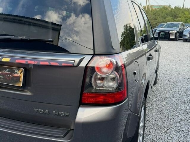 Сірий Ленд Ровер Freelander, об'ємом двигуна 2.18 л та пробігом 255 тис. км за 11000 $, фото 10 на Automoto.ua