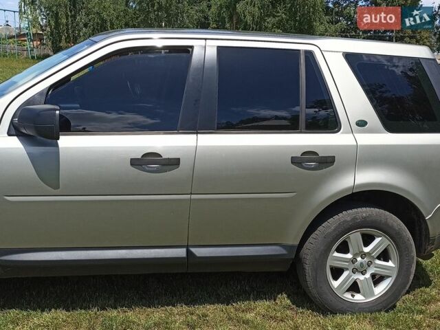 Серый Ленд Ровер Фрилендер, объемом двигателя 2.18 л и пробегом 267 тыс. км за 12000 $, фото 5 на Automoto.ua