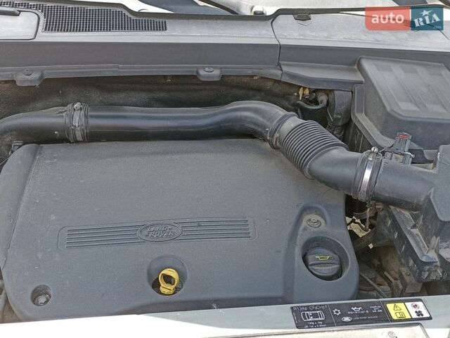 Серый Ленд Ровер Фрилендер, объемом двигателя 2.18 л и пробегом 267 тыс. км за 12000 $, фото 13 на Automoto.ua