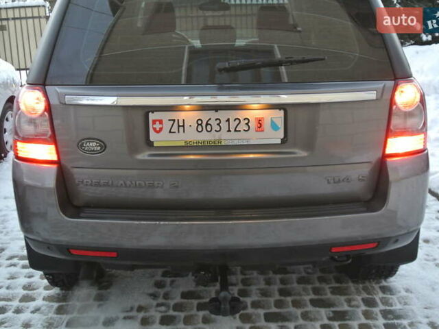 Серый Ленд Ровер Фрилендер, объемом двигателя 2.2 л и пробегом 149 тыс. км за 13500 $, фото 6 на Automoto.ua