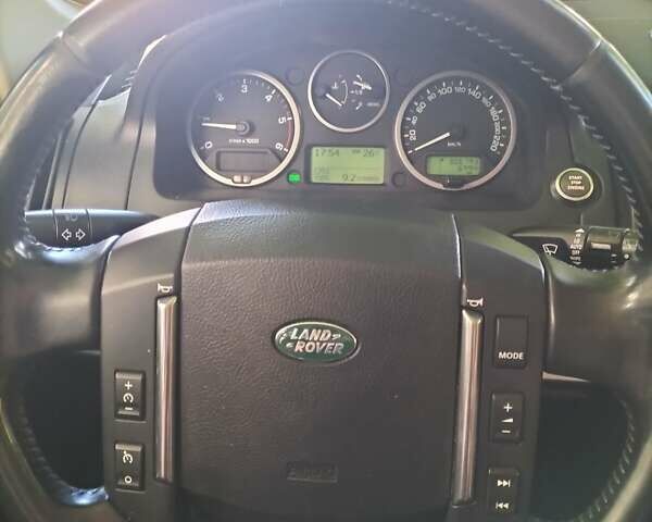 Сірий Ленд Ровер Freelander, об'ємом двигуна 2.18 л та пробігом 308 тис. км за 13200 $, фото 2 на Automoto.ua