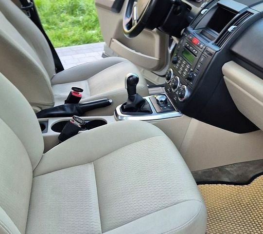 Сірий Ленд Ровер Freelander, об'ємом двигуна 2.18 л та пробігом 292 тис. км за 12500 $, фото 38 на Automoto.ua