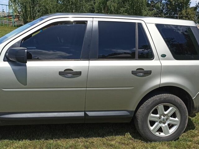Сірий Ленд Ровер Freelander, об'ємом двигуна 2.18 л та пробігом 268 тис. км за 11500 $, фото 5 на Automoto.ua