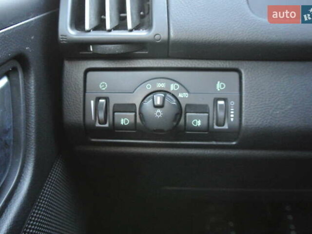 Серый Ленд Ровер Фрилендер, объемом двигателя 2.2 л и пробегом 149 тыс. км за 13500 $, фото 39 на Automoto.ua