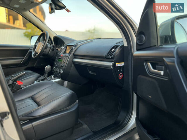 Серый Ленд Ровер Фрилендер, объемом двигателя 2.18 л и пробегом 124 тыс. км за 12900 $, фото 29 на Automoto.ua