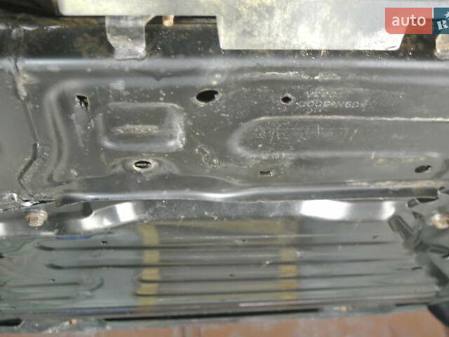 Серый Ленд Ровер Фрилендер, объемом двигателя 2.2 л и пробегом 149 тыс. км за 13500 $, фото 67 на Automoto.ua