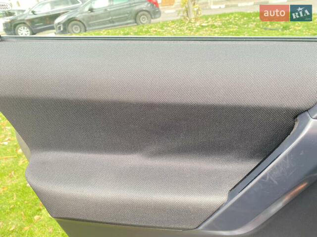 Серый Ленд Ровер Фрилендер, объемом двигателя 2.18 л и пробегом 143 тыс. км за 13700 $, фото 31 на Automoto.ua